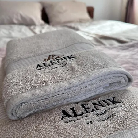 Alenik Private -pamporovo アパート